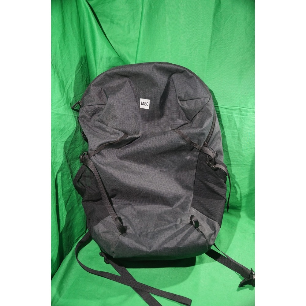 MEC Recco Enabled Trail 30 Lightweight Hiking Backpack Grey